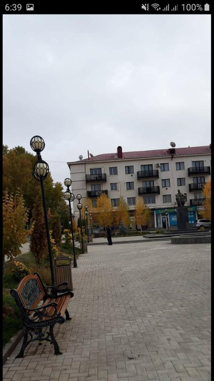Сергей Сергеевич อาคัลท์ชิกเค ภายนอก รูปภาพ